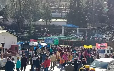 Joshimath Sinking: हेलंग बाईपास के विरोध में उतरे लोग, सरकार ने कहा, सामरिक दृष्टि से बनाना है जरूरी