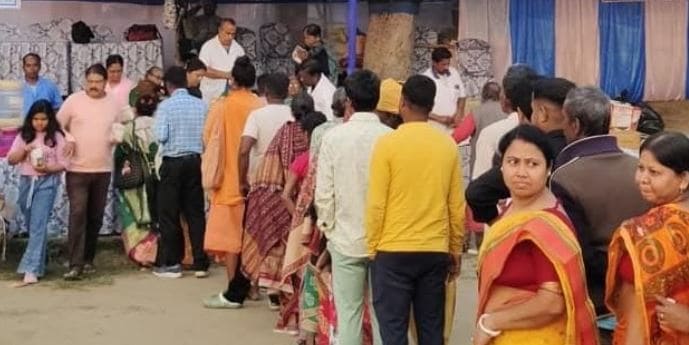 हुगली जिले में त्रिवेणी महासंगम पर कुम्‍भ मेले में गंगा मिशन का तीन दिवसीय सेवा शिविर